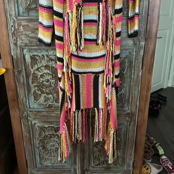 Blue B long sweater fringed cardigan. Small NWT. - Picture 4 of 6